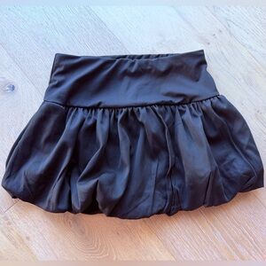 Black Mini Bubble Skirt/Skort Size XS NWOT 🖤